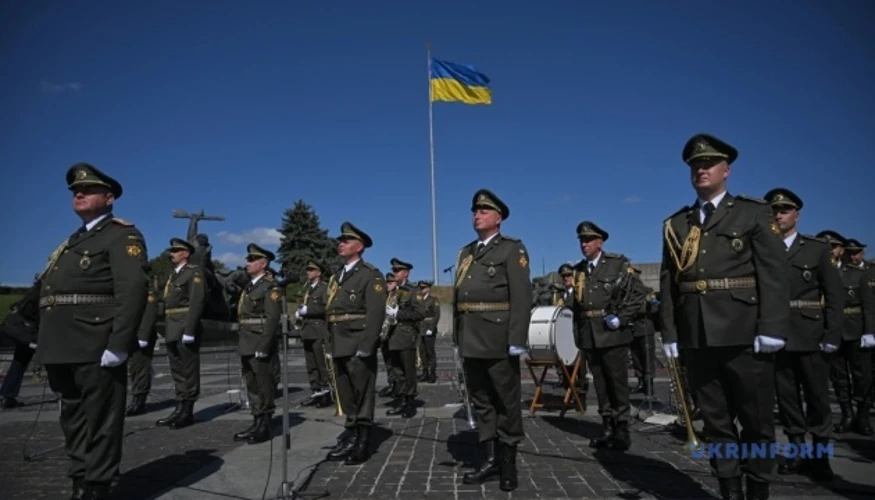 Підняття Державного Прапора України над Києвом за участі Президента та іноземних лідерів