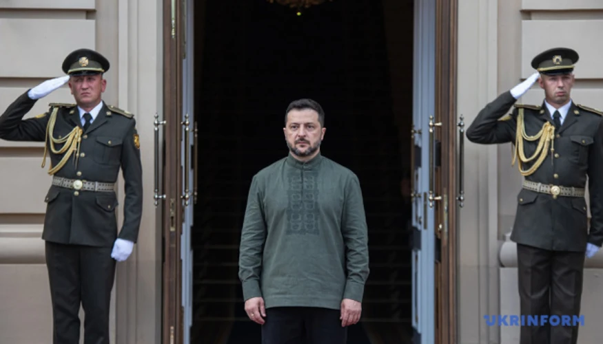 Володимир Зеленський під час саміту «Україна — країни Нордично-Балтійської вісімки» (NB8) у Києві