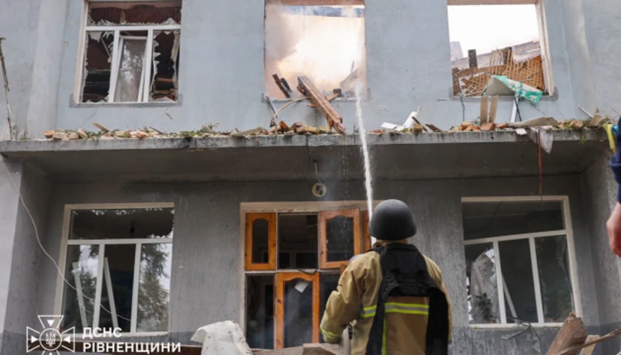 У Рівному ДСНС ухвалила рішення про завершення ліквідації наслідків удару БпЛА